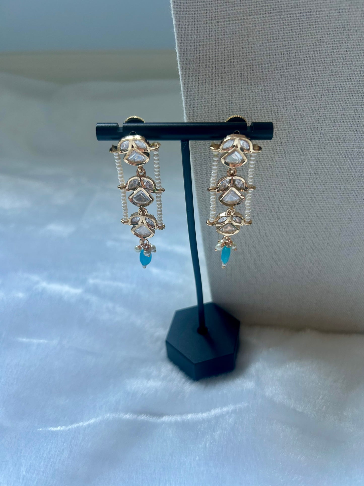 Tyaani Kundan Ferozi Blue Two Layer Choker Set
