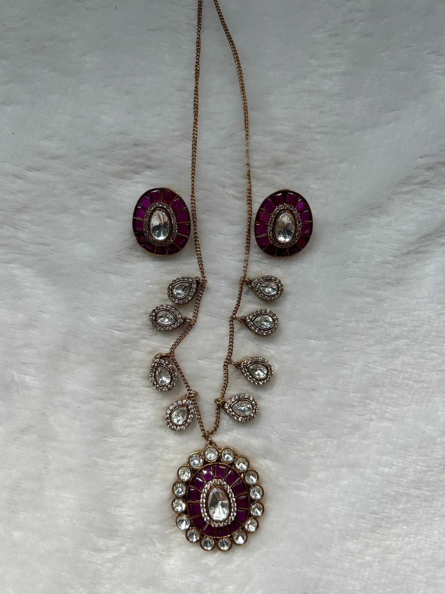 Dark Pink Moissanite Kundan Necklace Set