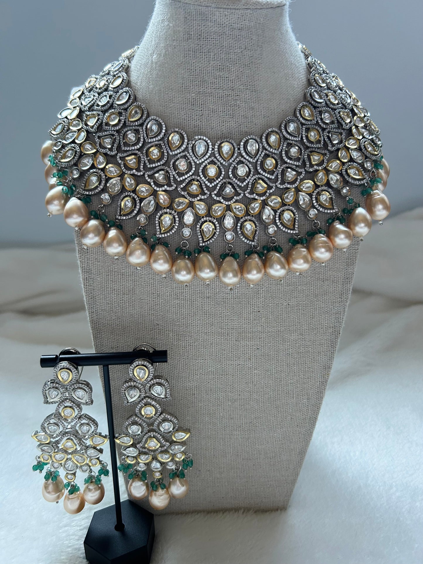 Tyaani Kundan Cream & Teal Bridal Set