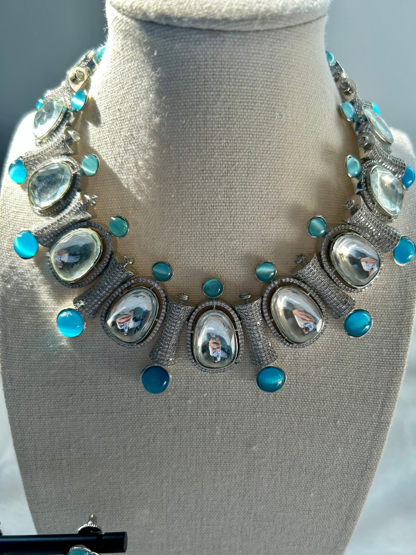 Blue AD & Uncut Kundan Choker Set