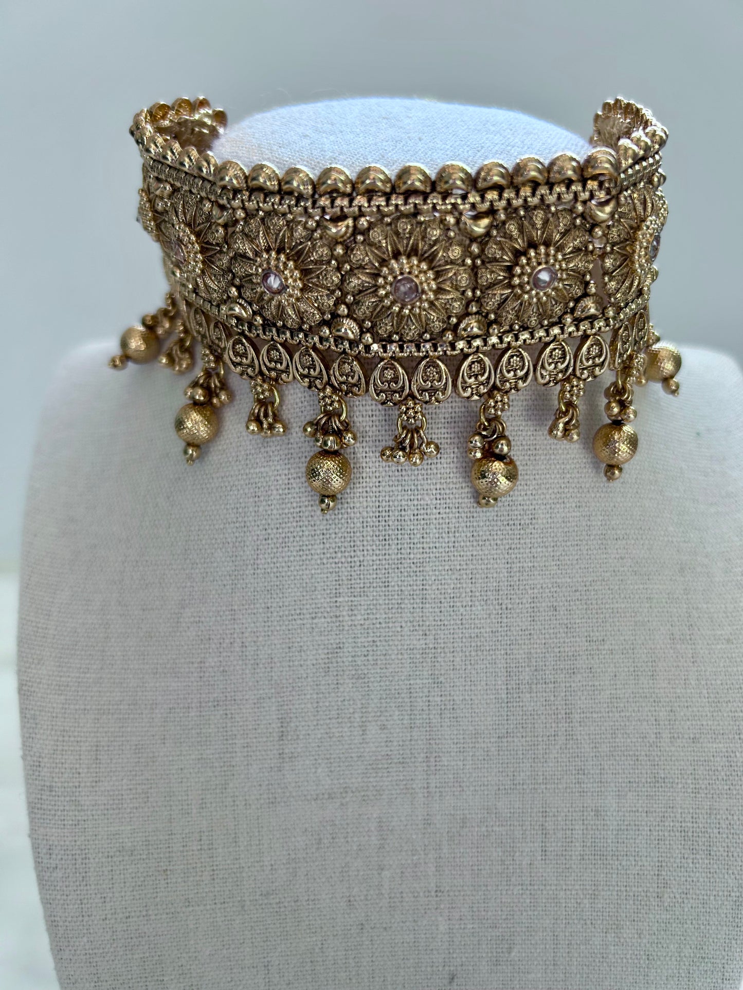 Gold Crafted Choker Set