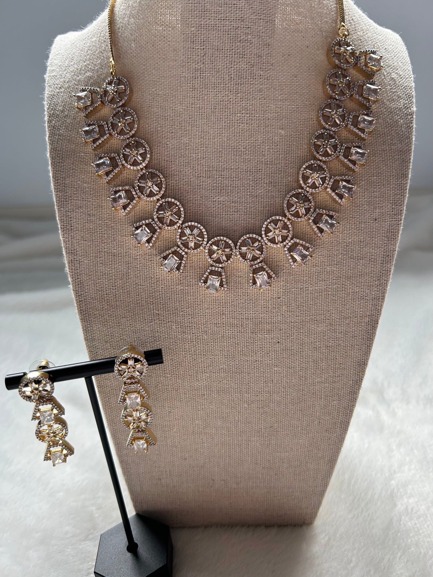 White Gold AD Necklace Set