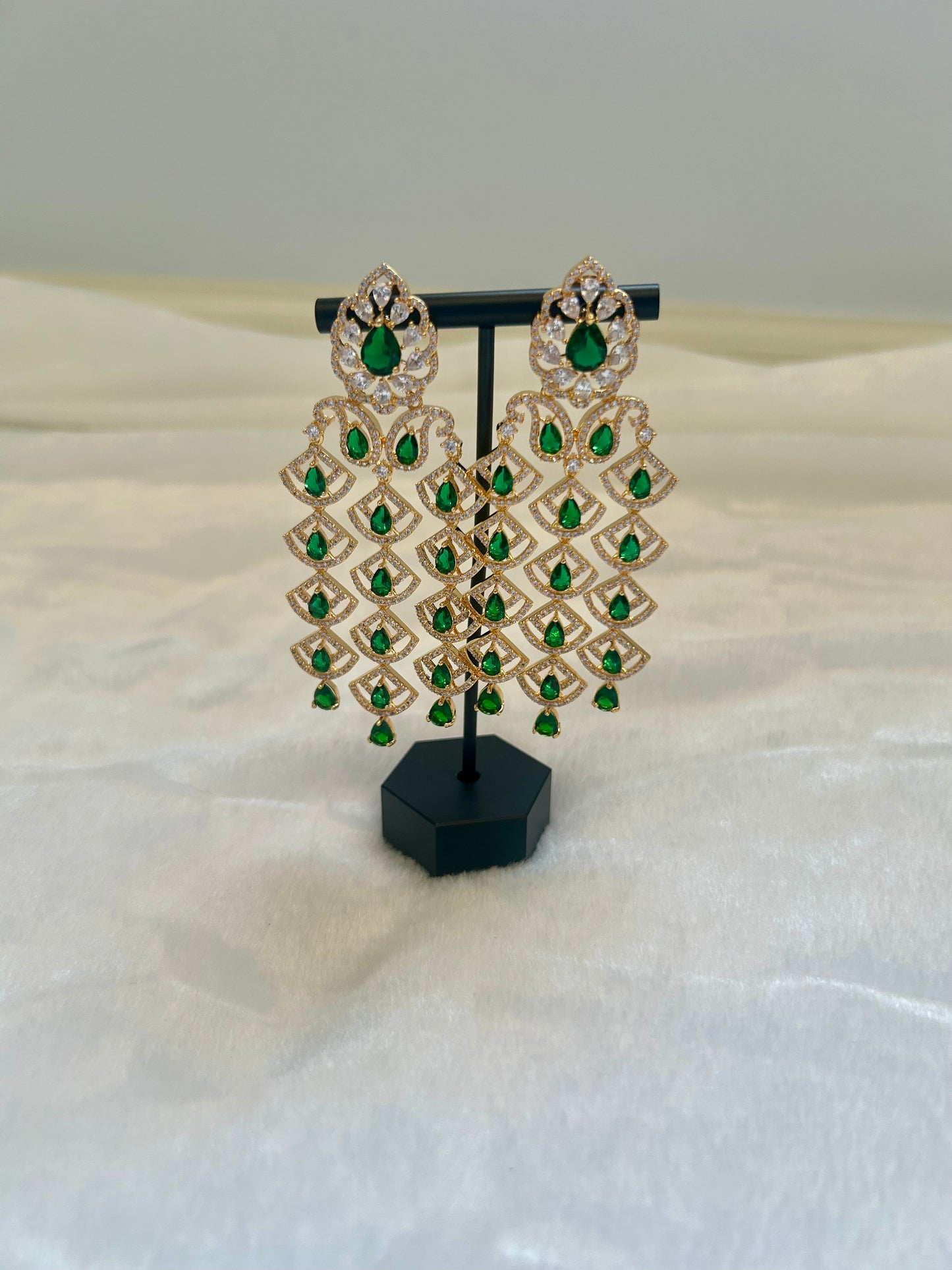 AD Emerald Green & Gold Earrings