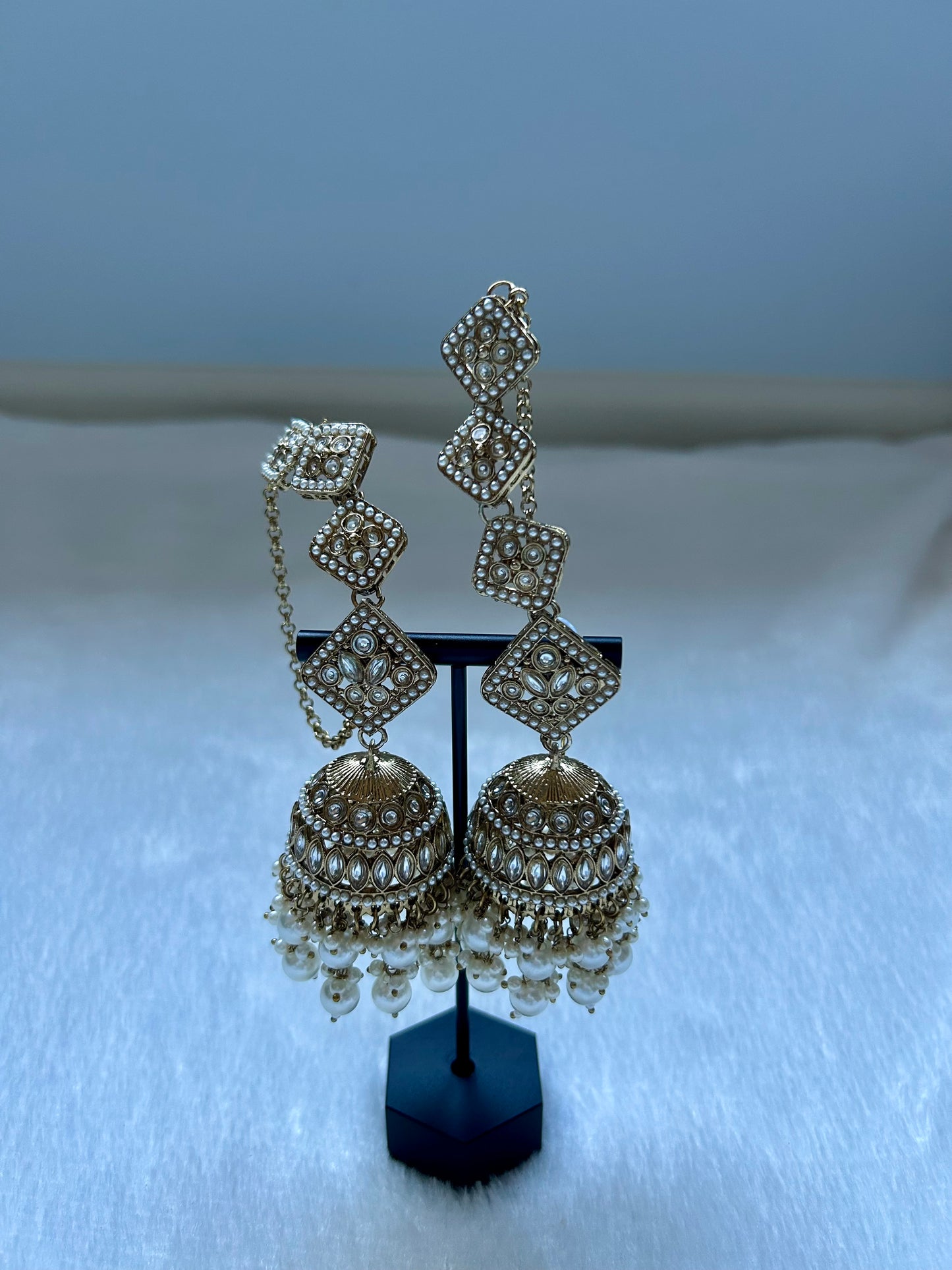 Pakistani Inspired White Sahara Kundan Earrings