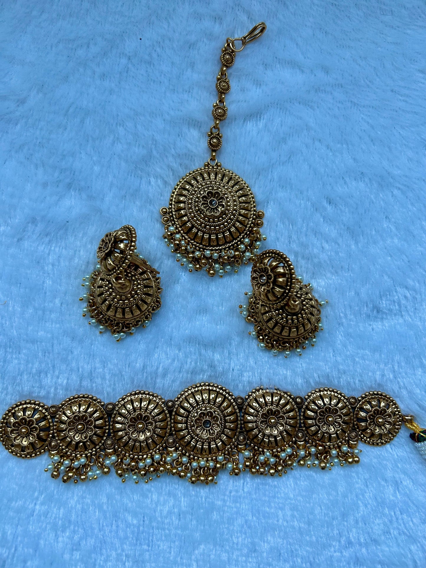 Rajwadi Gold Choker Set