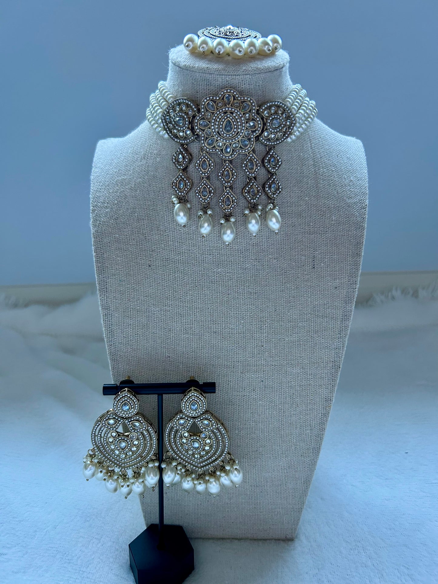 Pakistani Inspired White Choker Set