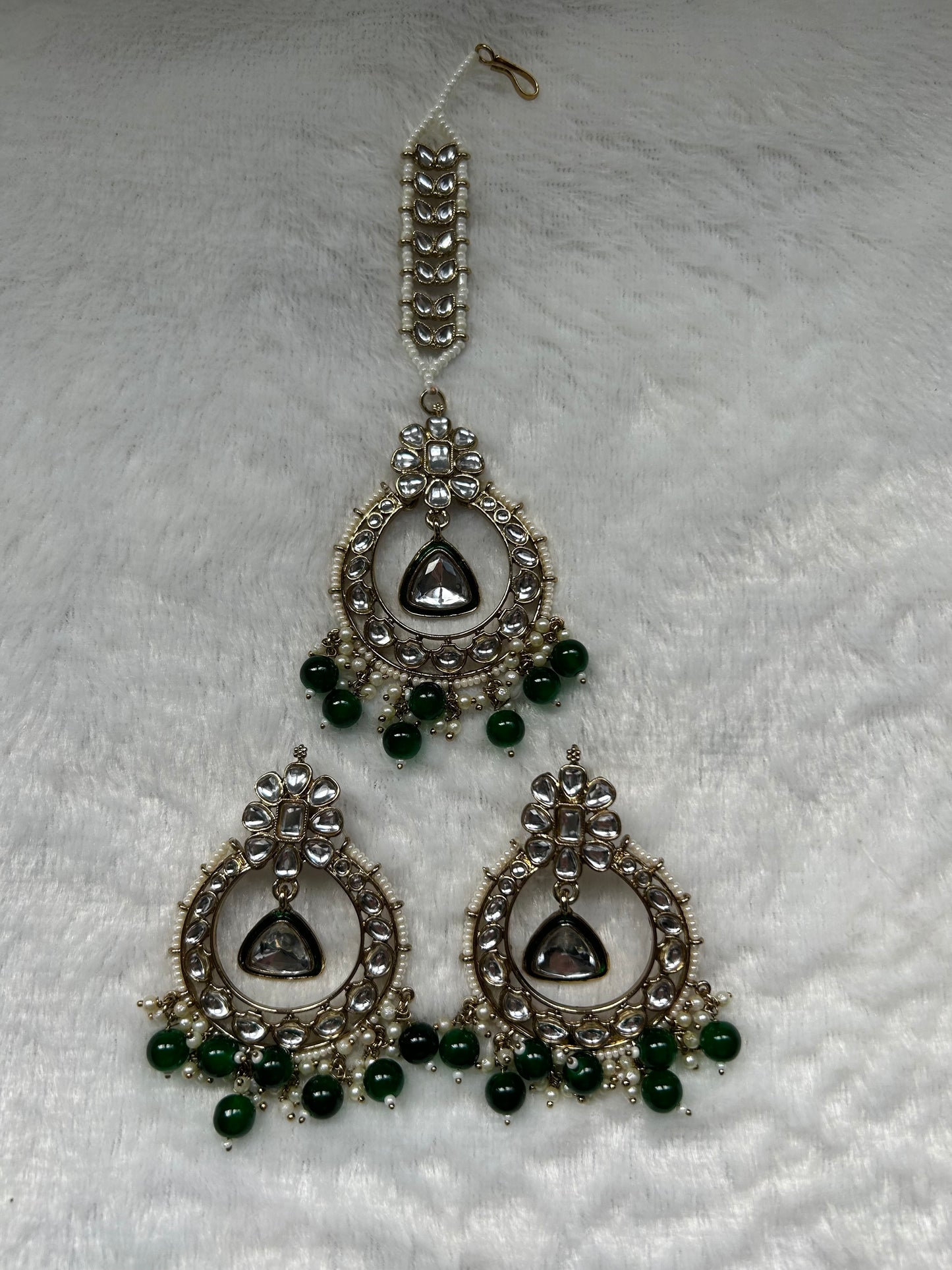 Emerald Green Kundan Tikka Set