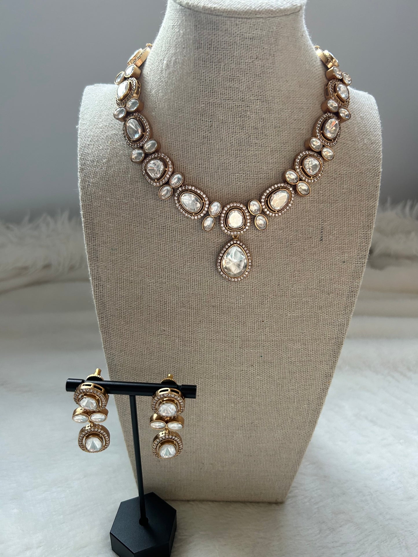 LUXE Moissanite Kundan Set