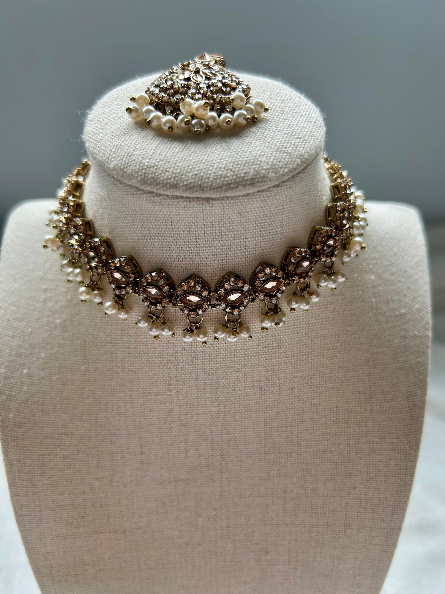 White Polki Choker Set