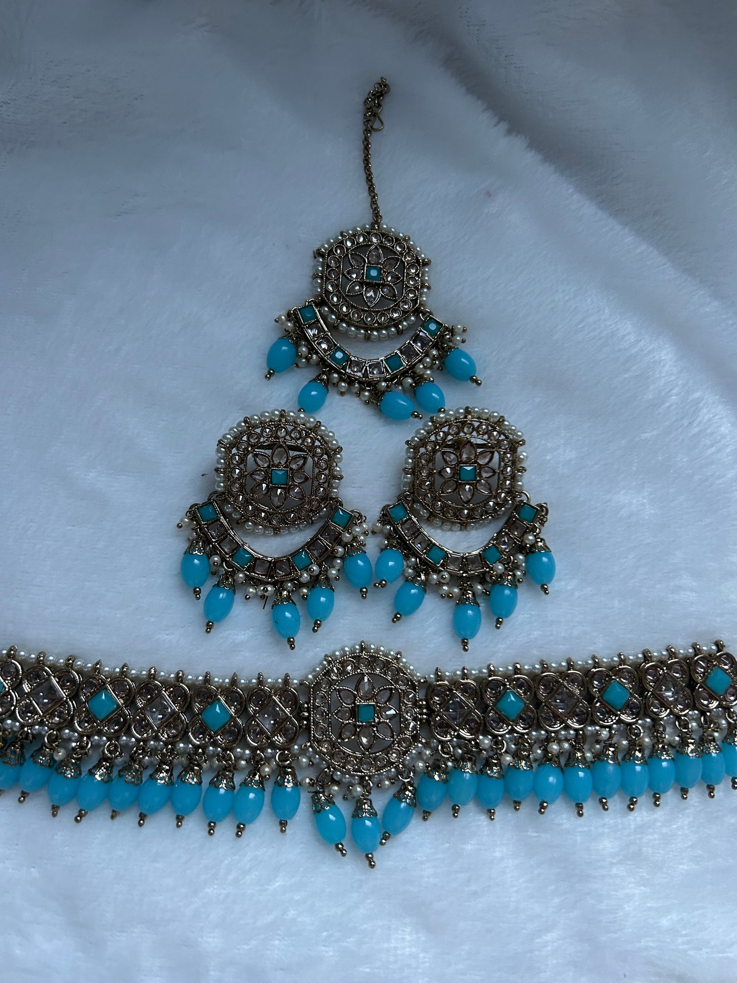 Blue Polki Choker Tikka Set