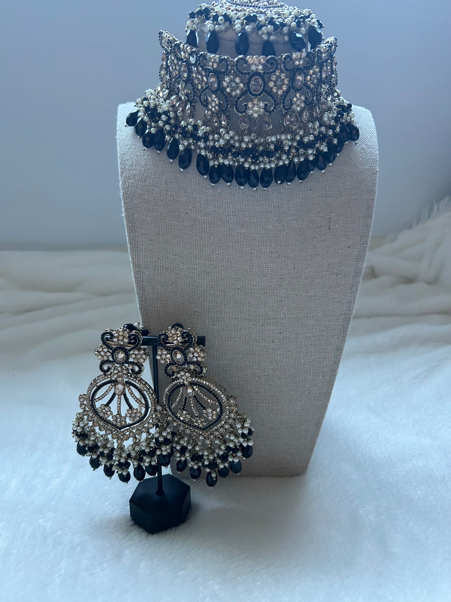 Pakistani Inspired Black Polki Choker Set