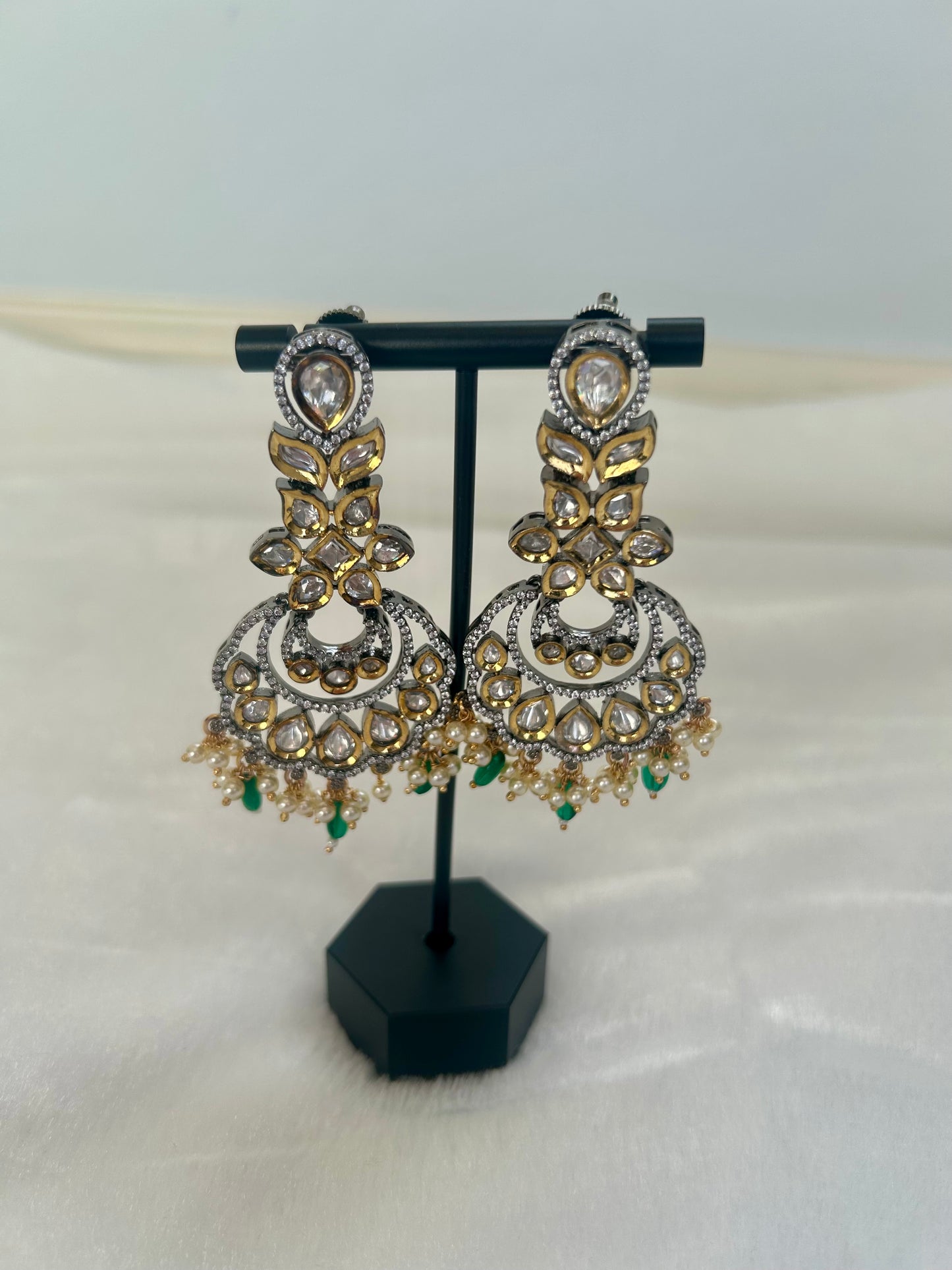 Emerald Green Oxidized Moissanite Kundan Earrings