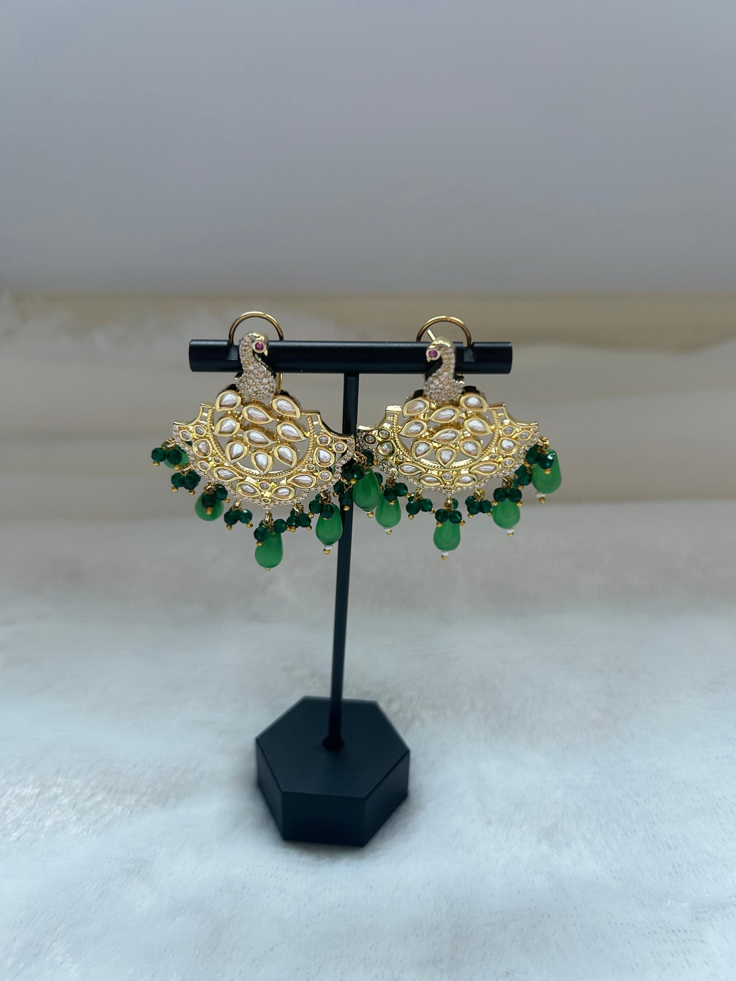 Emerald Green Uncut Kundan & AD Studs