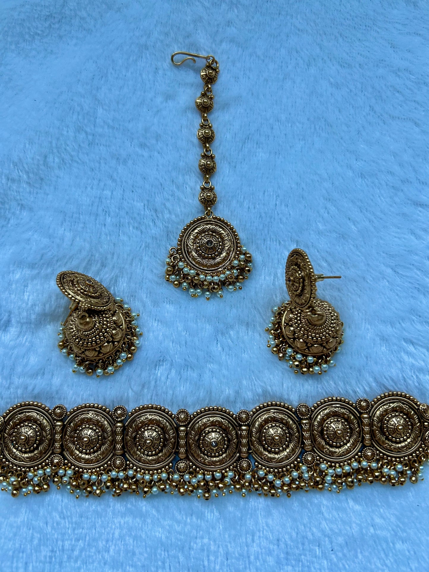 Rajwadi Gold Choker Set