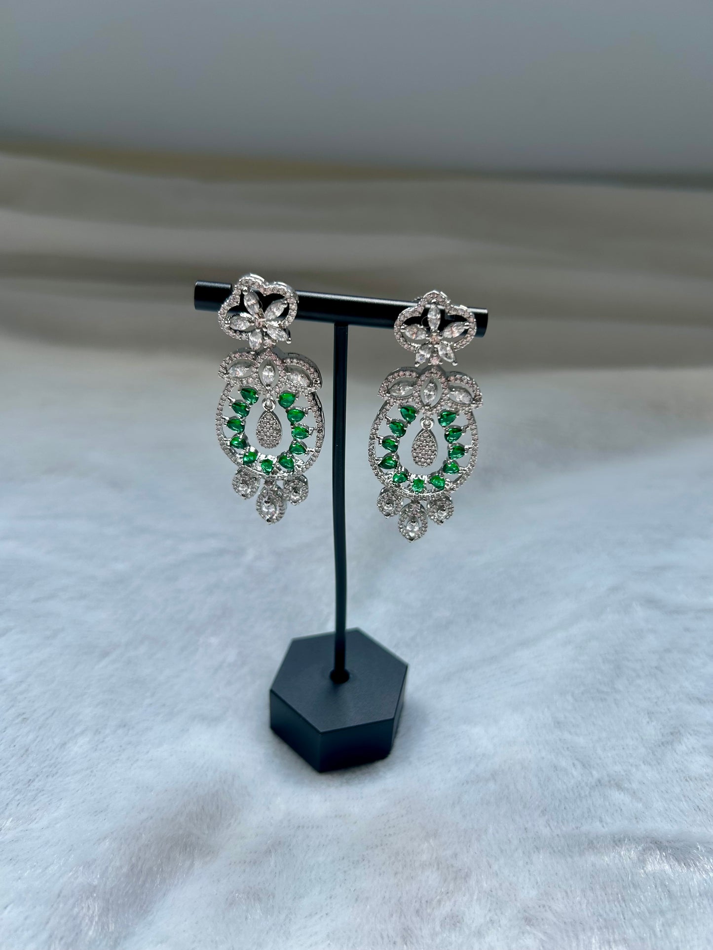 SAMPLE SALE AD Emerald Green Earrings