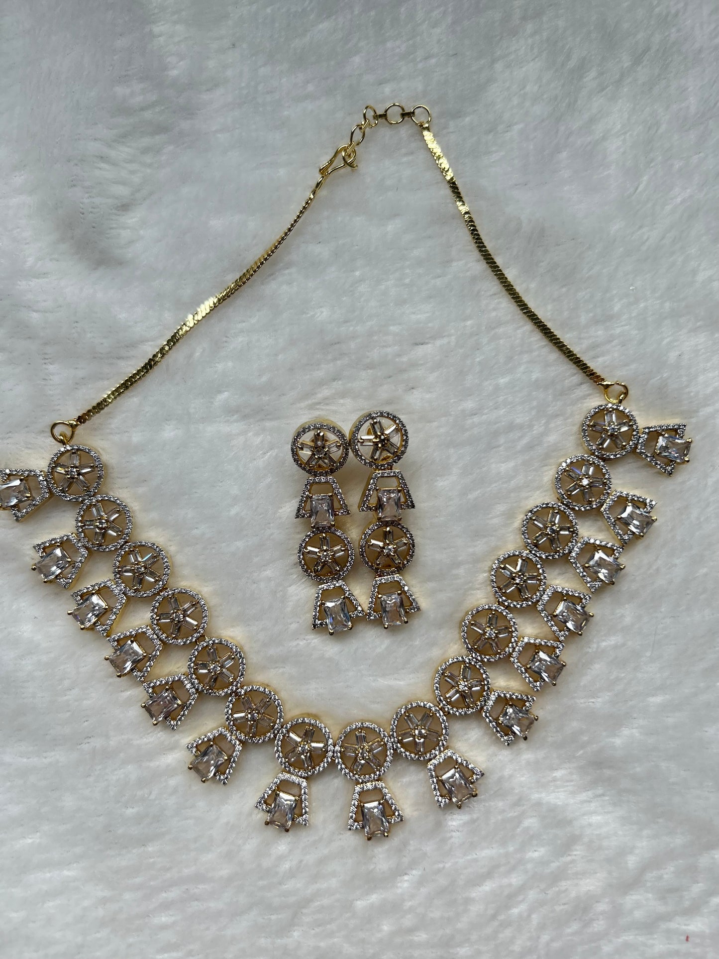 White Gold AD Necklace Set