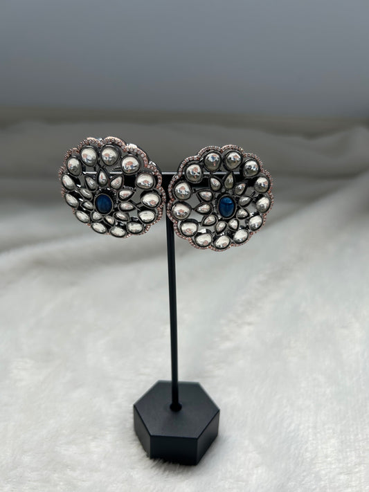 Oxidized Navy Blue Uncut Kundan Studs