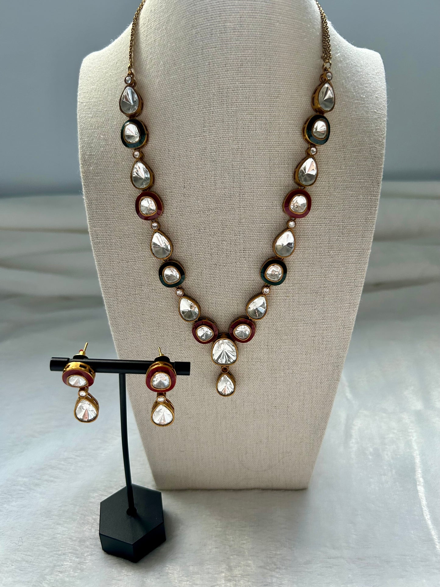 Green & Red Uncut Kundan Necklace Set