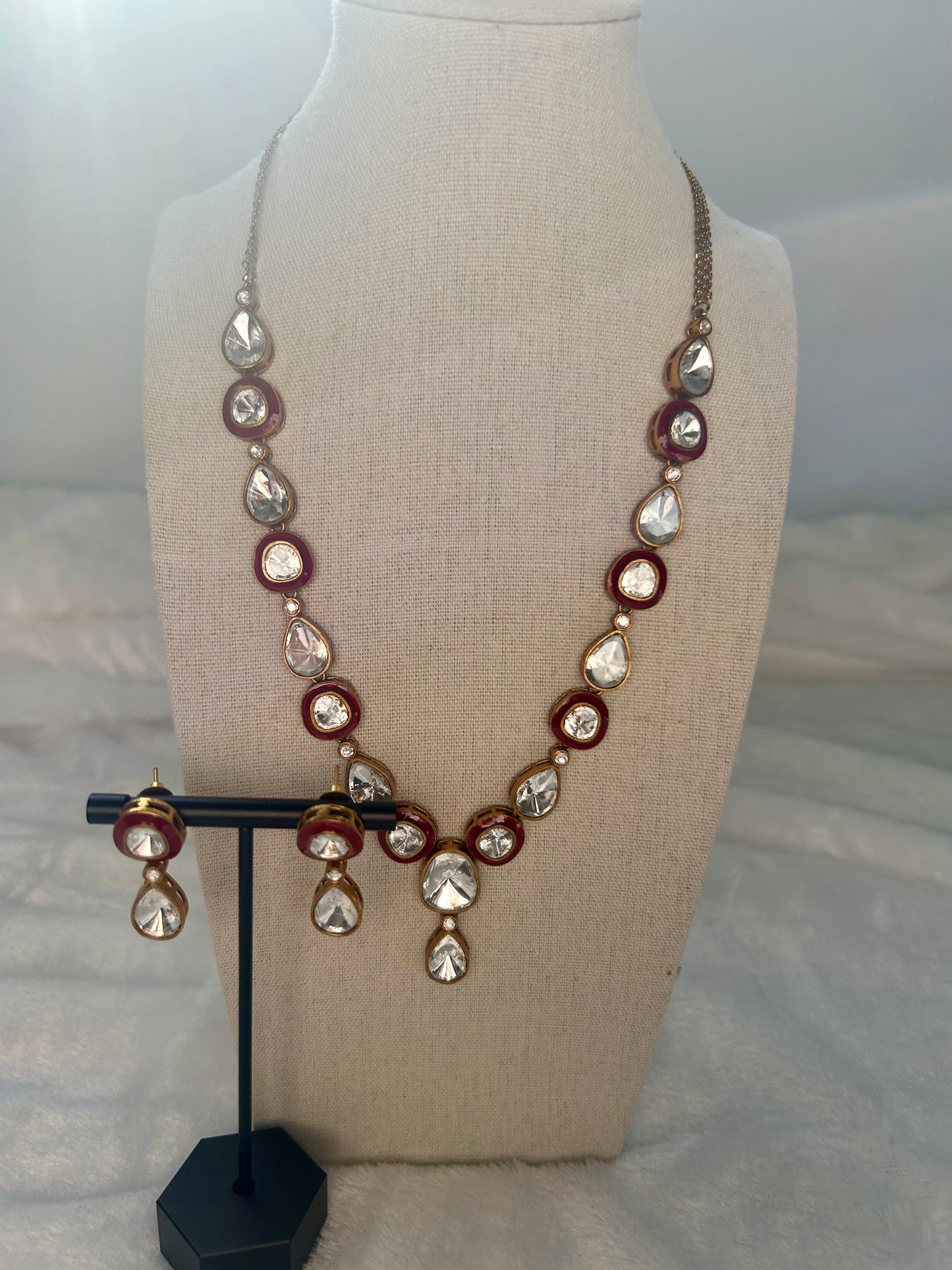 Red Uncut Kundan Necklace Set