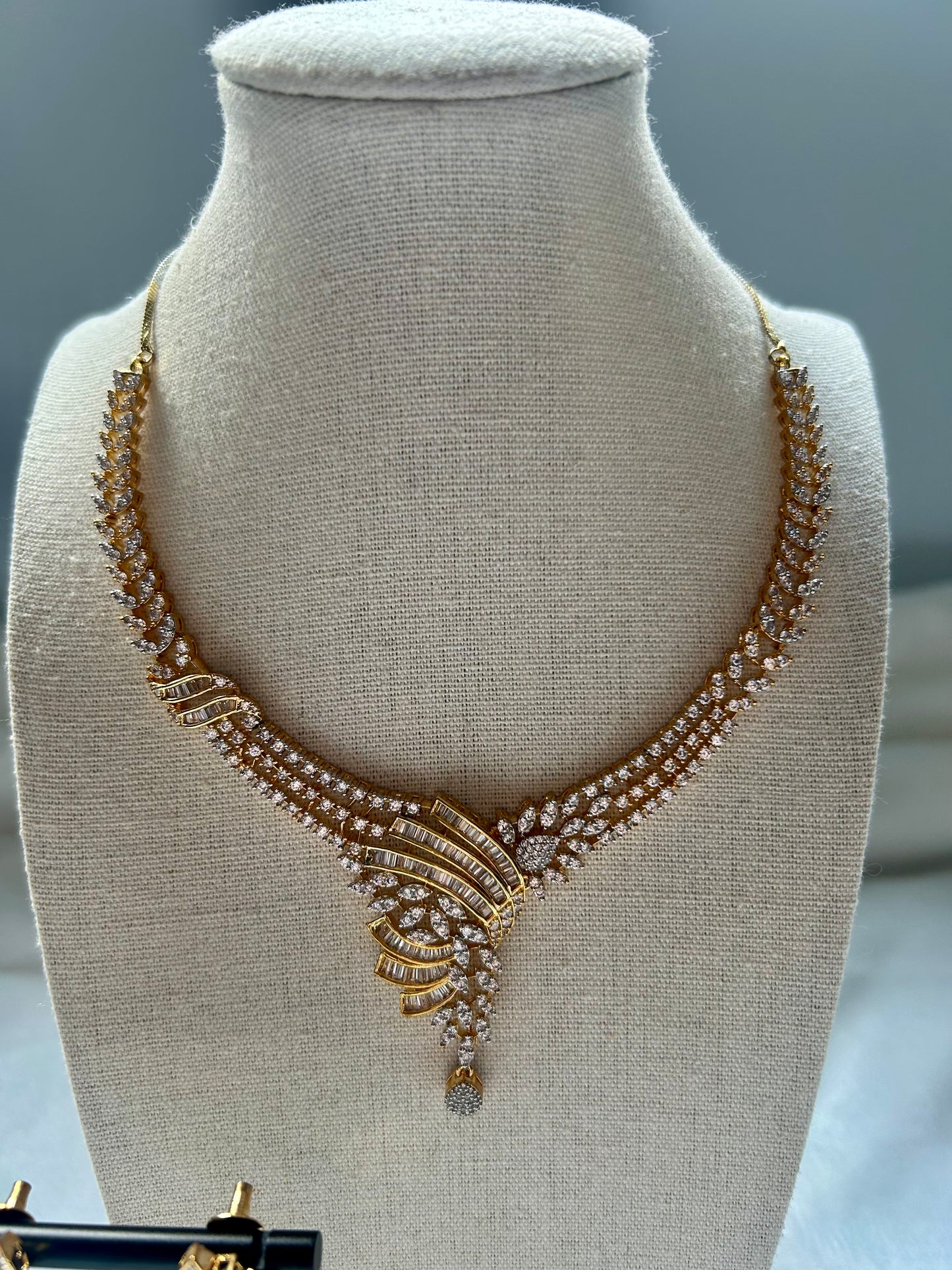 AD Gold Necklace Set