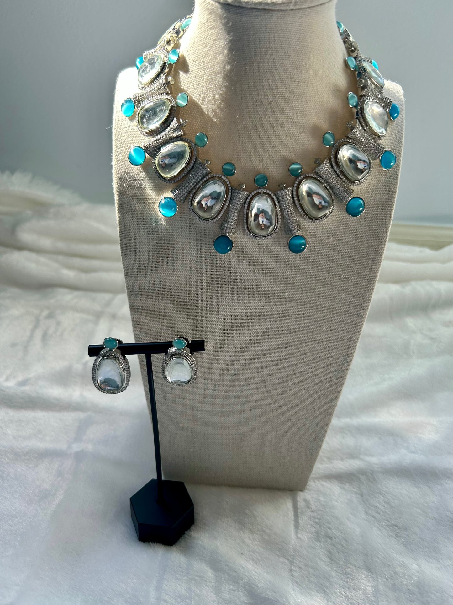 Blue AD & Uncut Kundan Choker Set