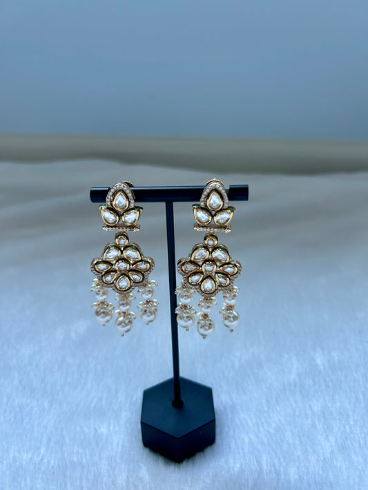 LUXE Uncut White Kundan Earrings