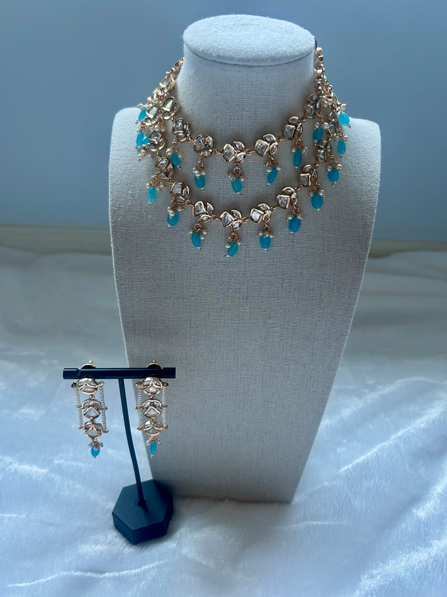 Tyaani Kundan Ferozi Blue Two Layer Choker Set