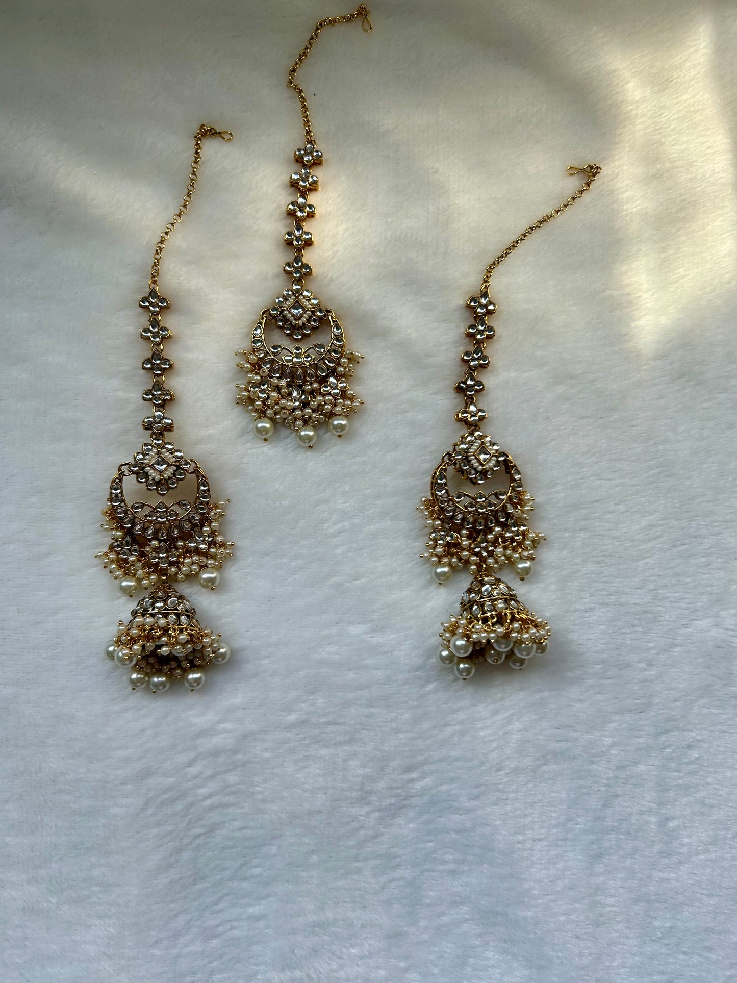 White Kundan Tikka Set