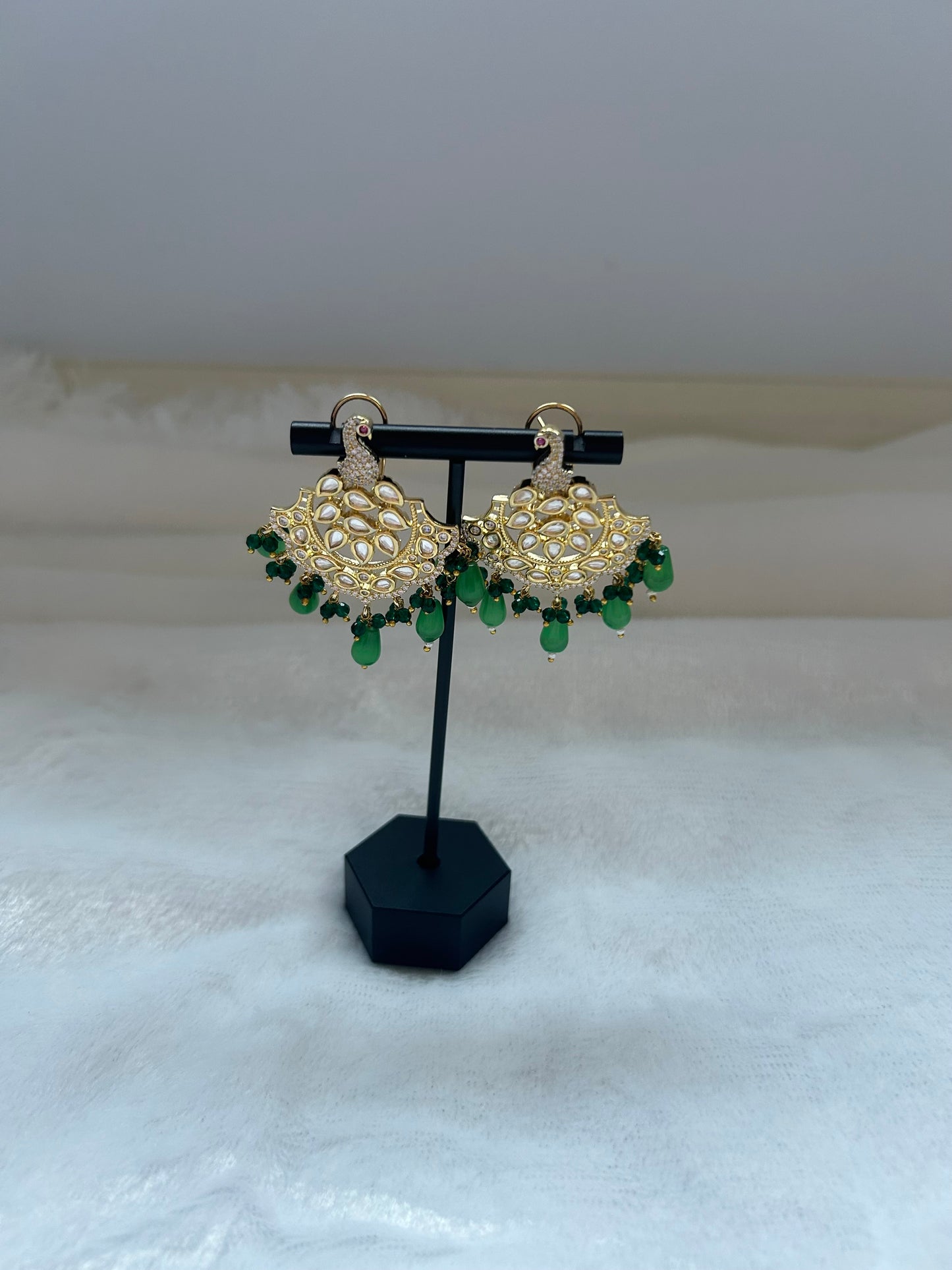 Emerald Green Uncut Kundan & AD Studs