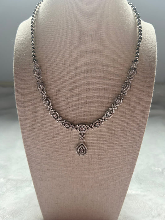 AD White Necklace Set