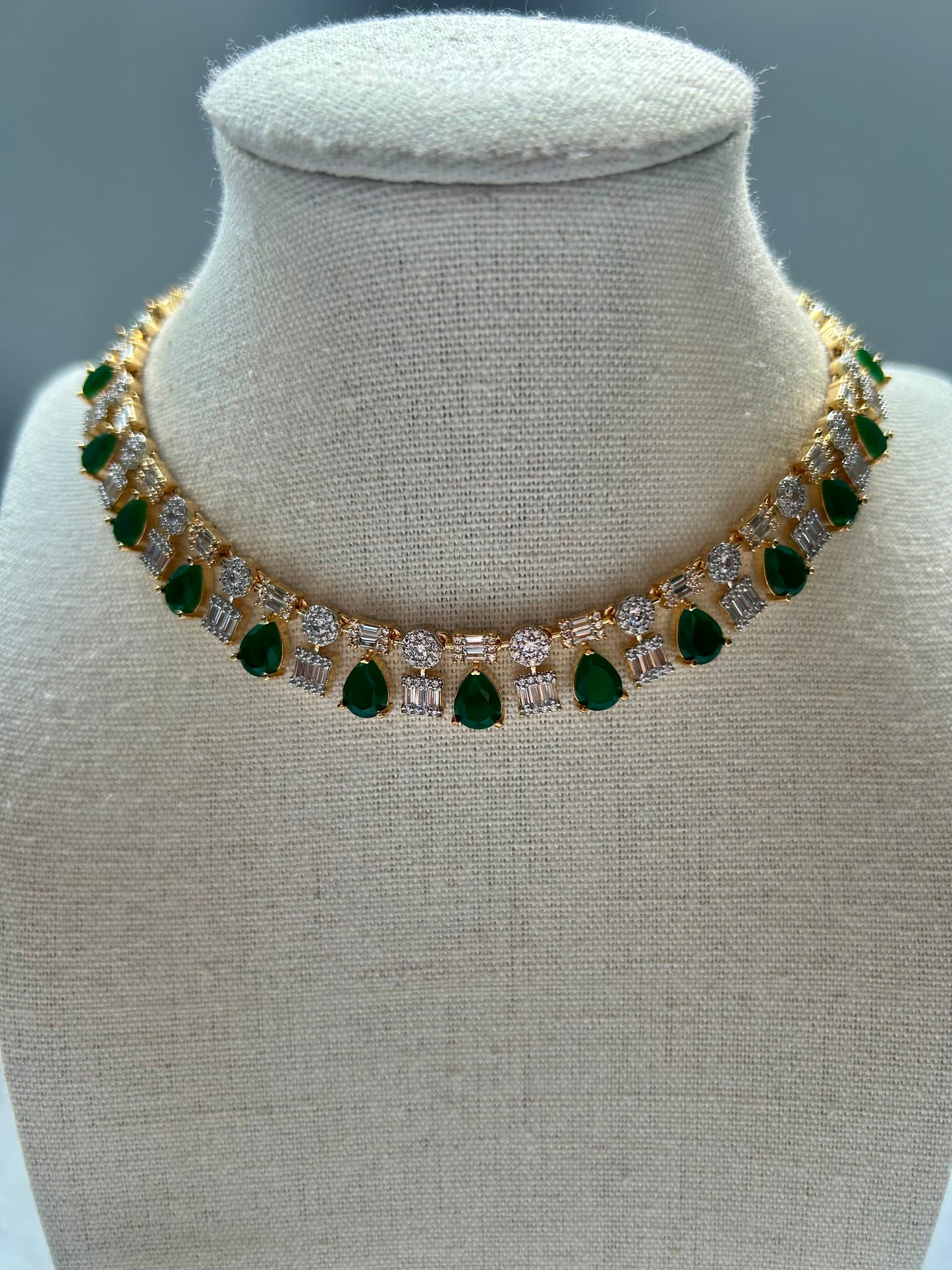 AD Green Necklace Set