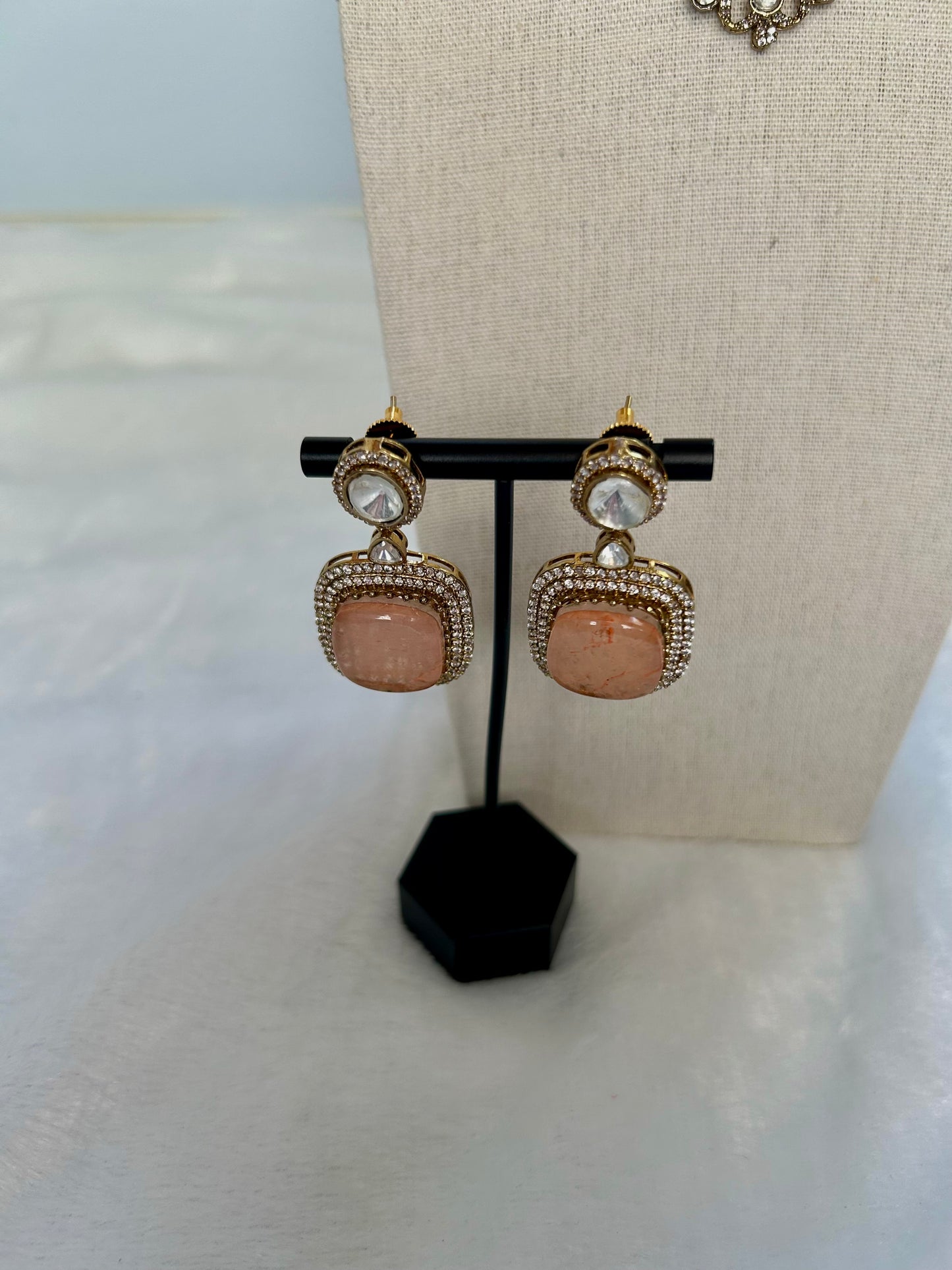 Light Pink Doublet Choker Set
