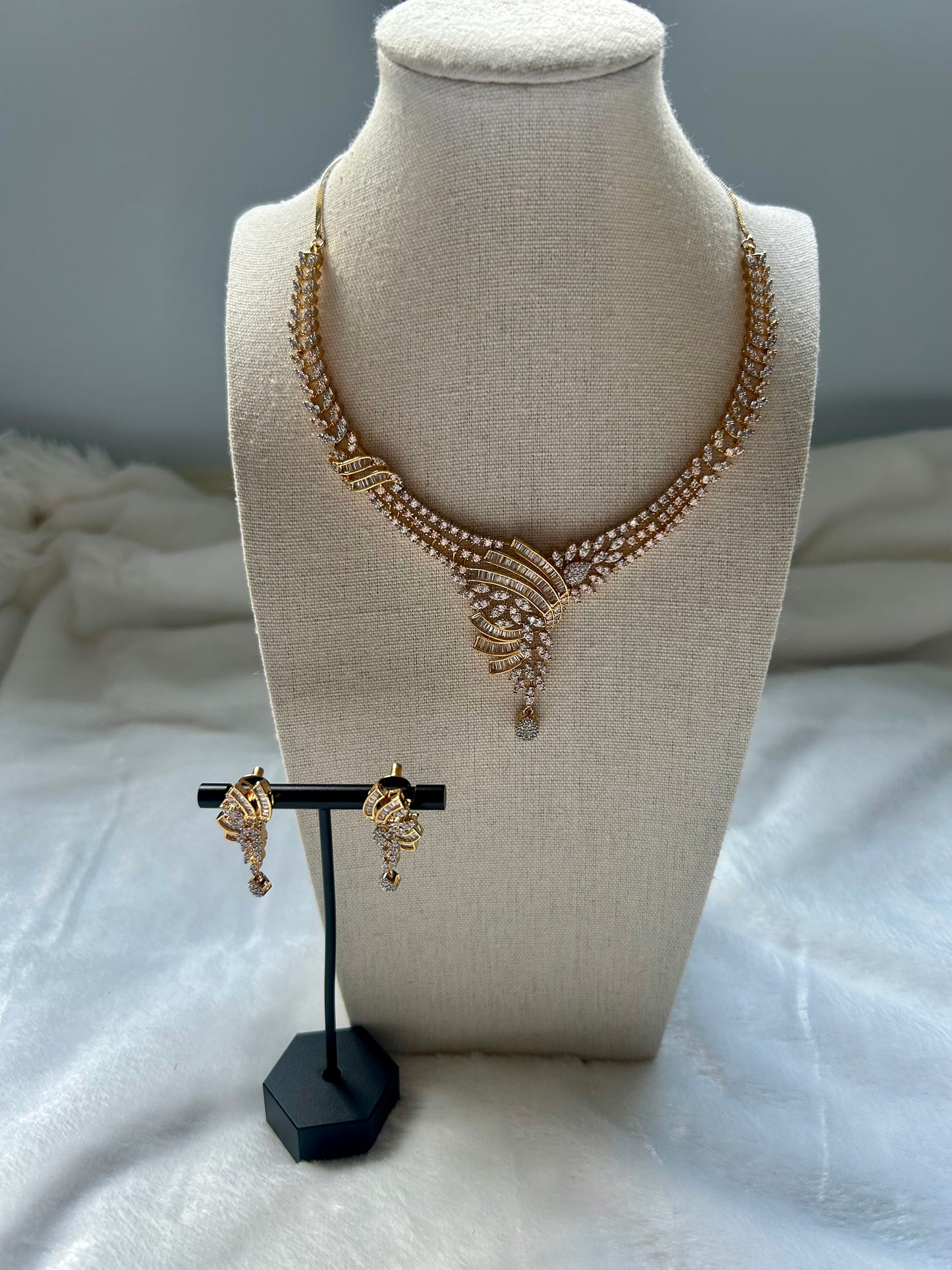 AD Gold Necklace Set